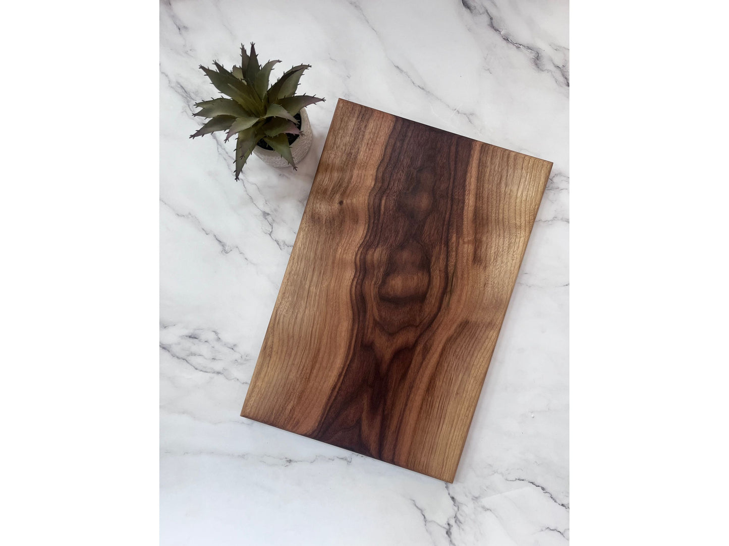 Walnut Wooden Cutting Board